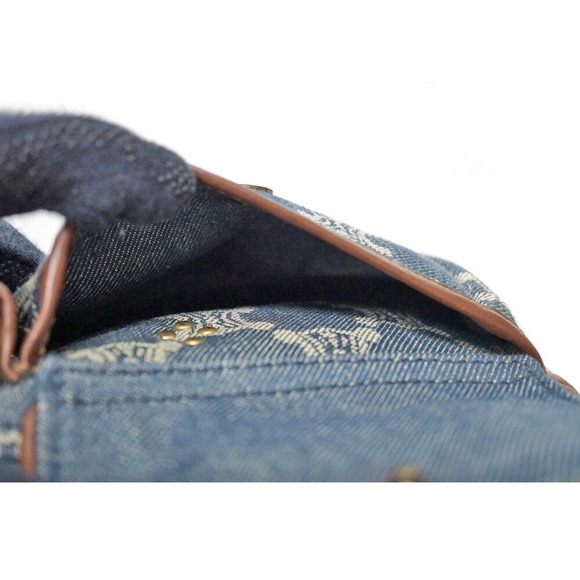 Celine Triomphe waist pouch - Picture 8 of 9